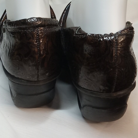 Nuture tooled leather clog nurse hospital shoe size 6 - Picture 3 of 8